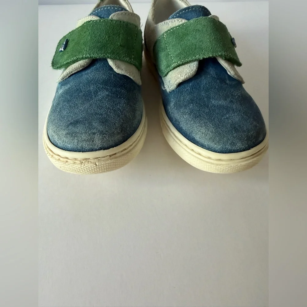 Giorgio Armani chic sneakers